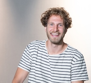 Jonas Constantin – Gründer von endlich-online.ch, Webseiten für KMU aus Bern